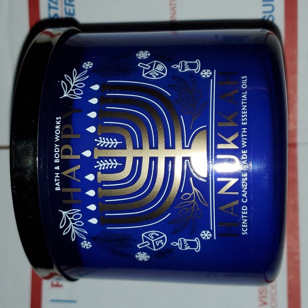 2 X Bath & Body Works Happy Hanukkah 3-Wick Candle BBW